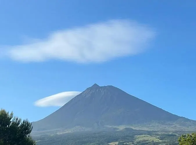 Mirateca House * Madalena (Azores)